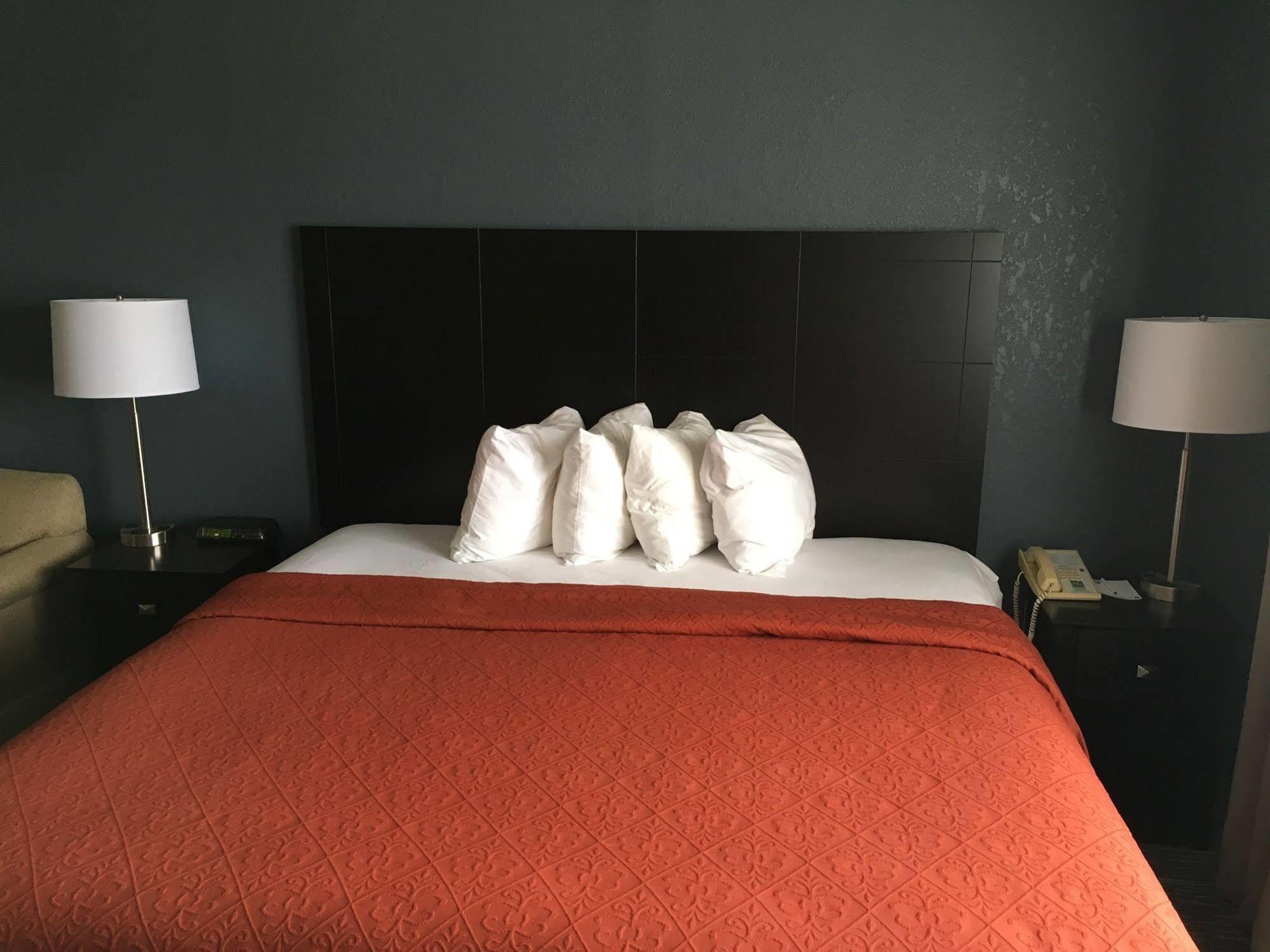 Comfort Inn Порт-Гурон Экстерьер фото